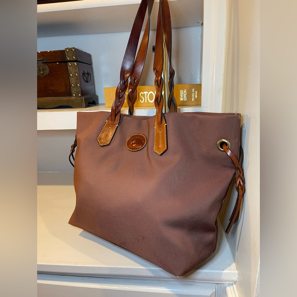 Dooney and Bourke shoulder bag